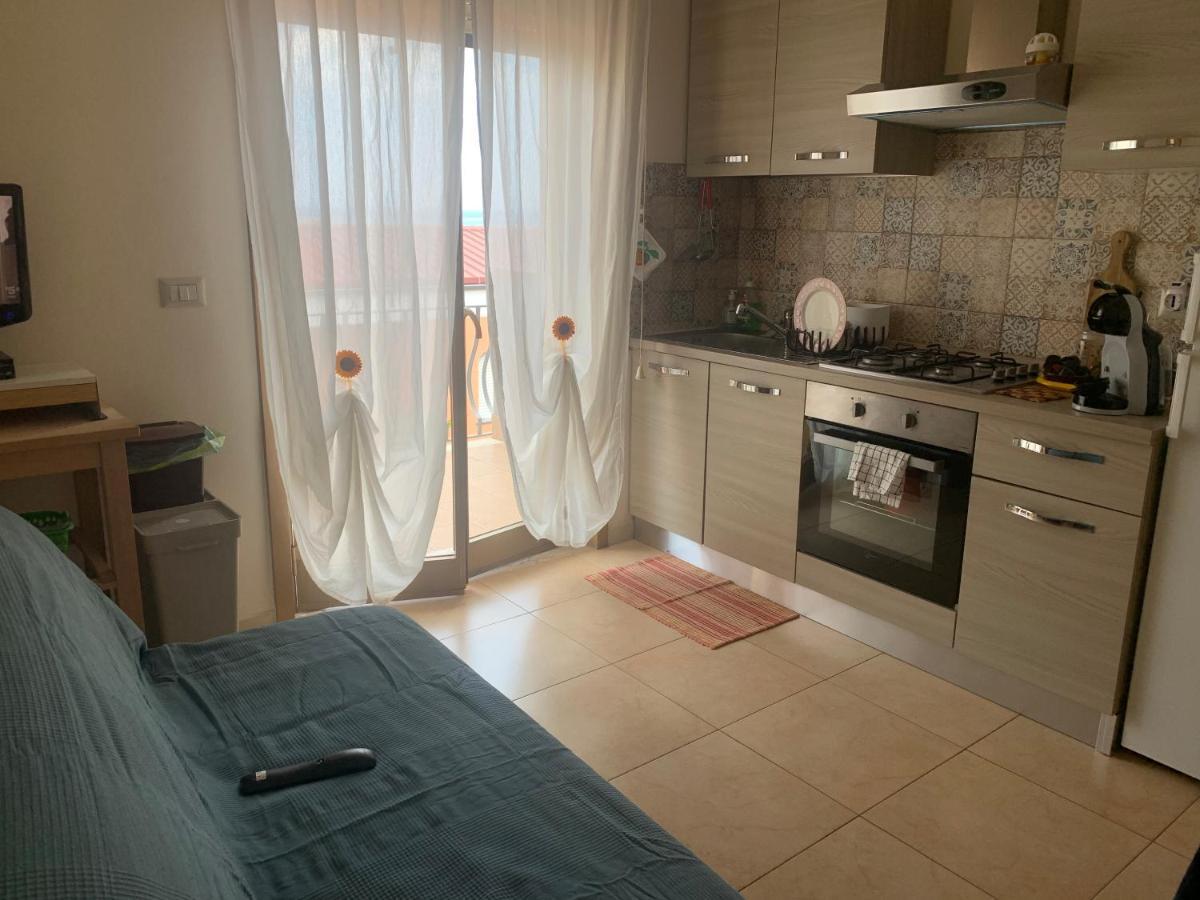 Residence La Fenice Ff Giardini Naxos Exterior photo